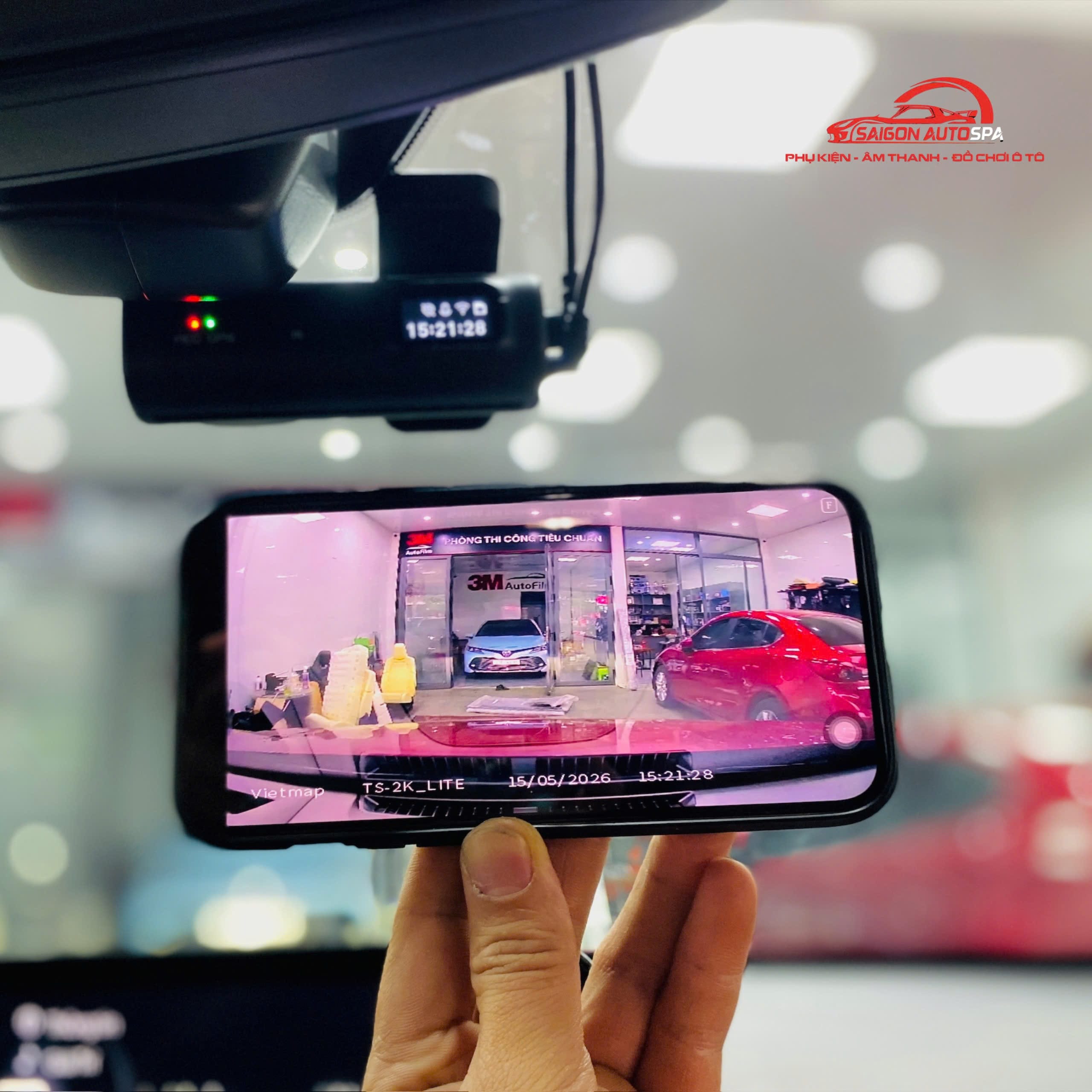 Camera hành trình Vietmap TS2K Lite ghi hình rõ nét, hỗ trợ xem trực tiếp trên điện thoại và lưu lại toàn bộ hành trình khi lái xe.